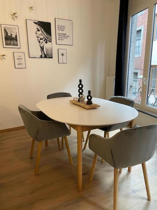 Suite 26-Appartement Au Coeur De Namur Exterior foto
